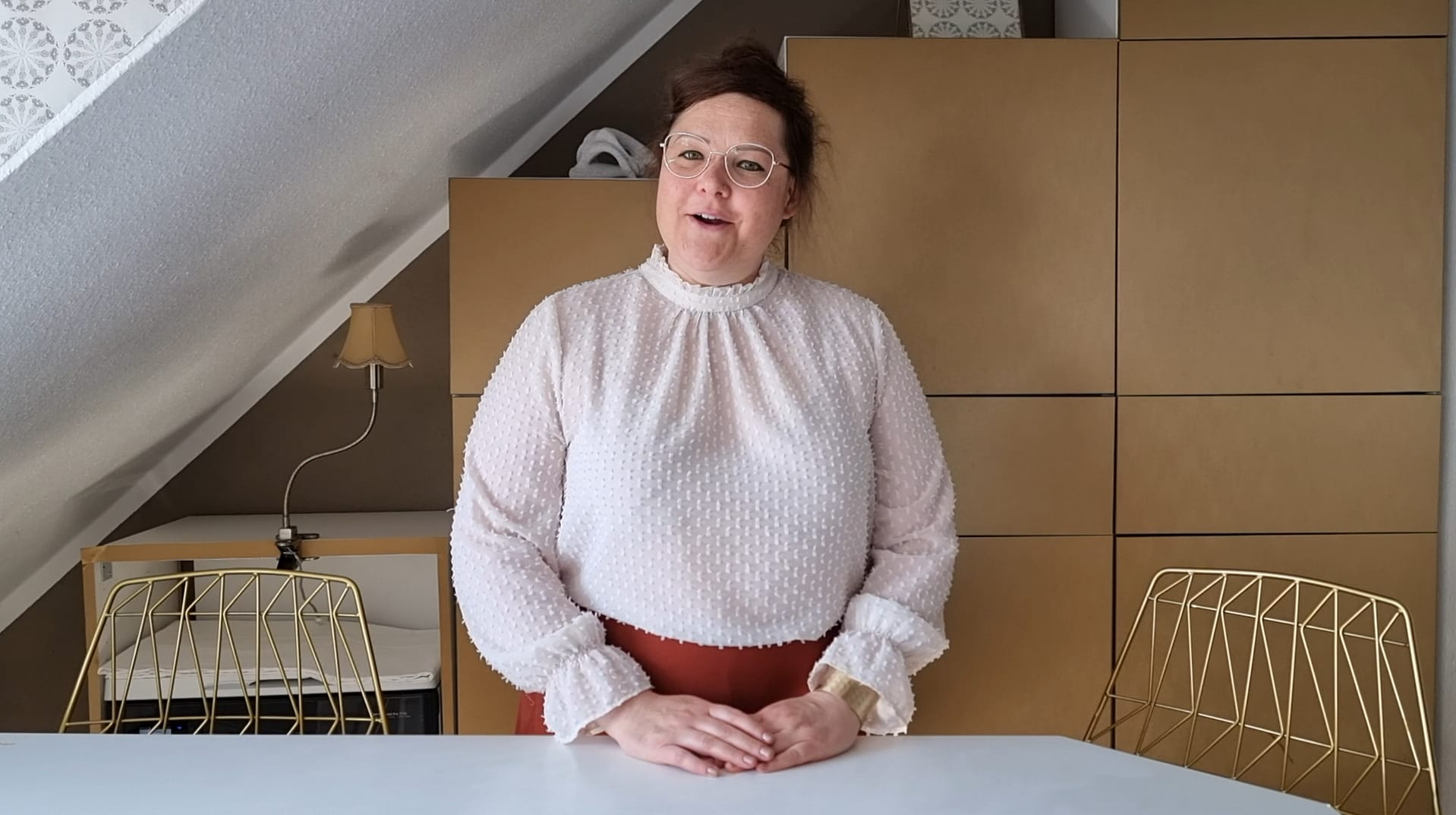 Ordnungscoach, Feng-Shui-Beraterin und Einrichtungsberaterin Friederike Ascher von WOHNE WUNDERBAR aus Köln - für dein Wohlfühl-Zuhause