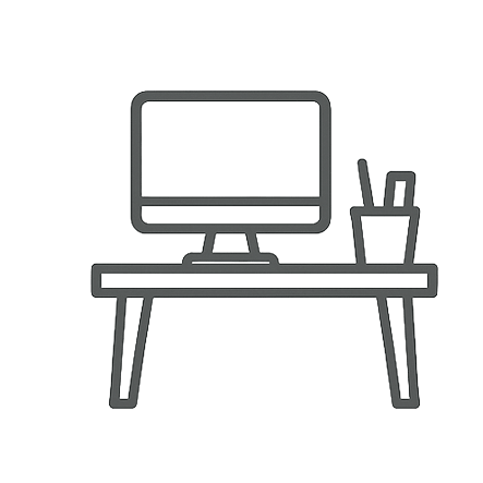Symbolbild Schreibtisch mit PC